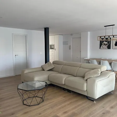 Piso Moderno De Lujo Junto A La Plaza Triangular 公寓