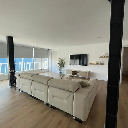 Piso Moderno De Lujo Junto A La Plaza Triangular Appartement *